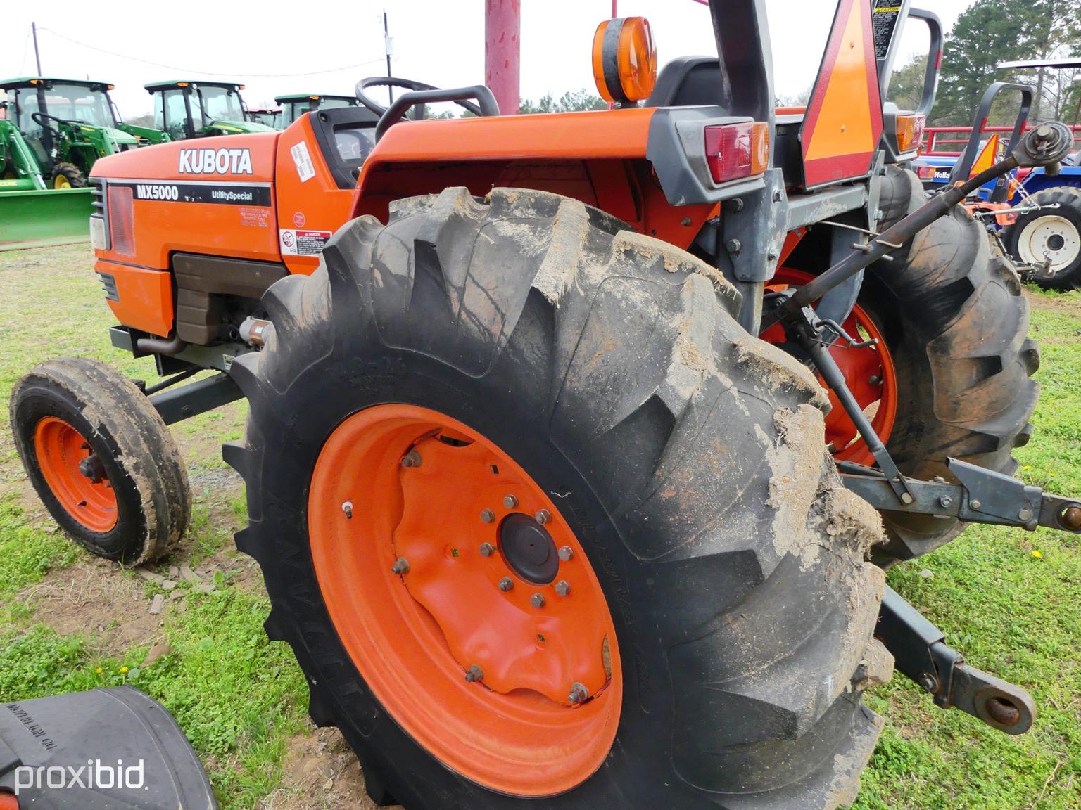 Kubota MX5000 Tractor