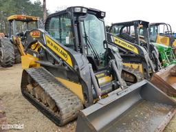 NH C232 Cab Skid Steer