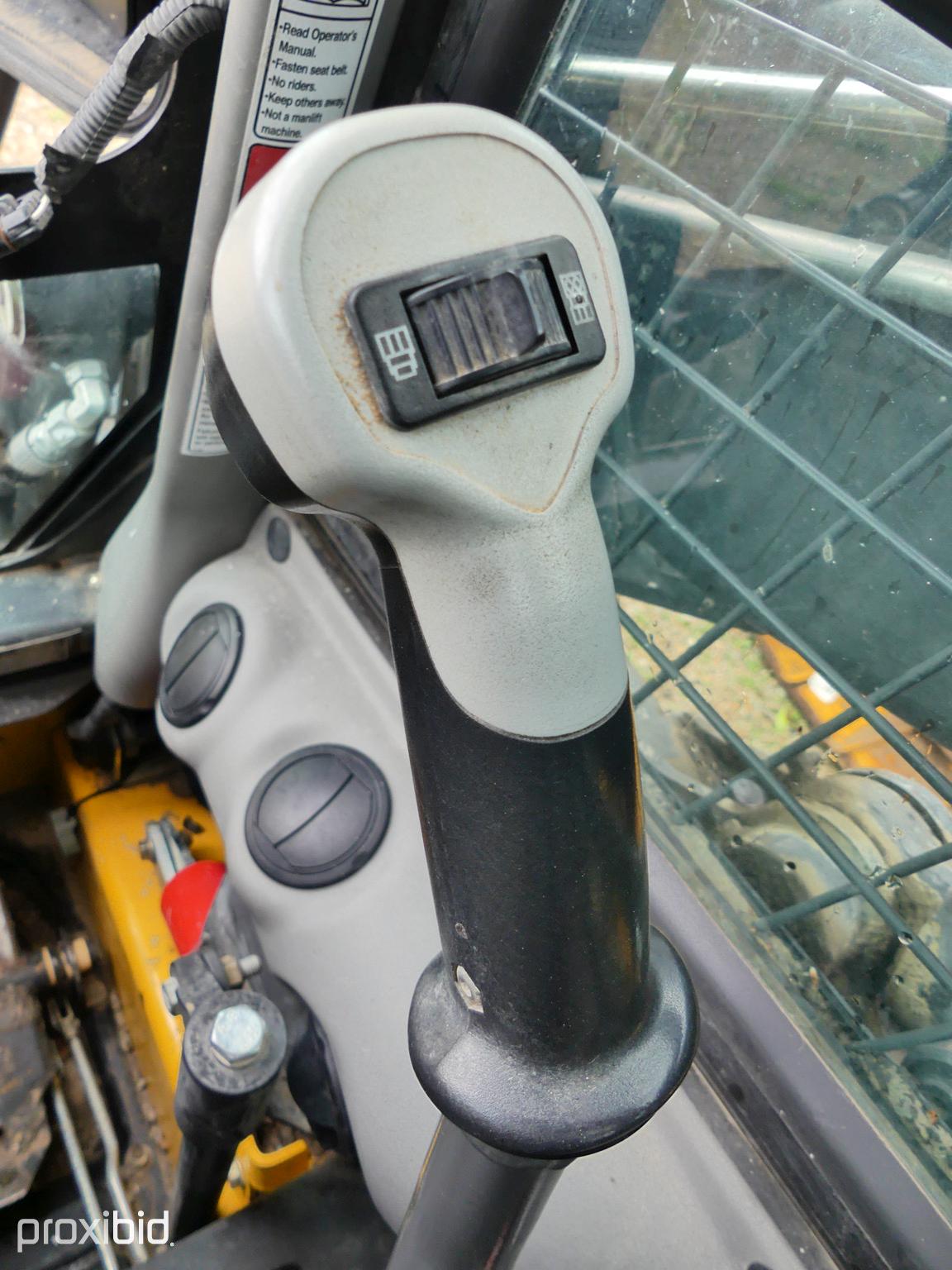 NH C232 Cab Skid Steer