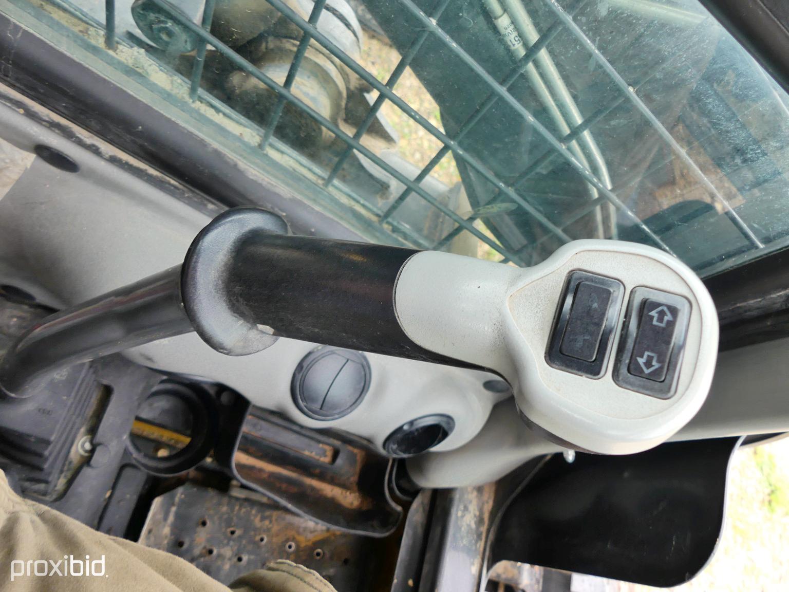 NH C232 Cab Skid Steer
