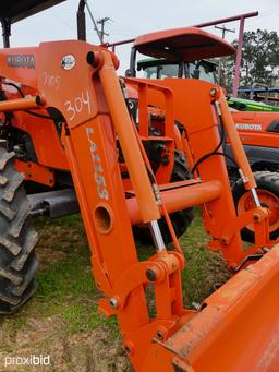 Kubota M7040 4x4 w/ldr