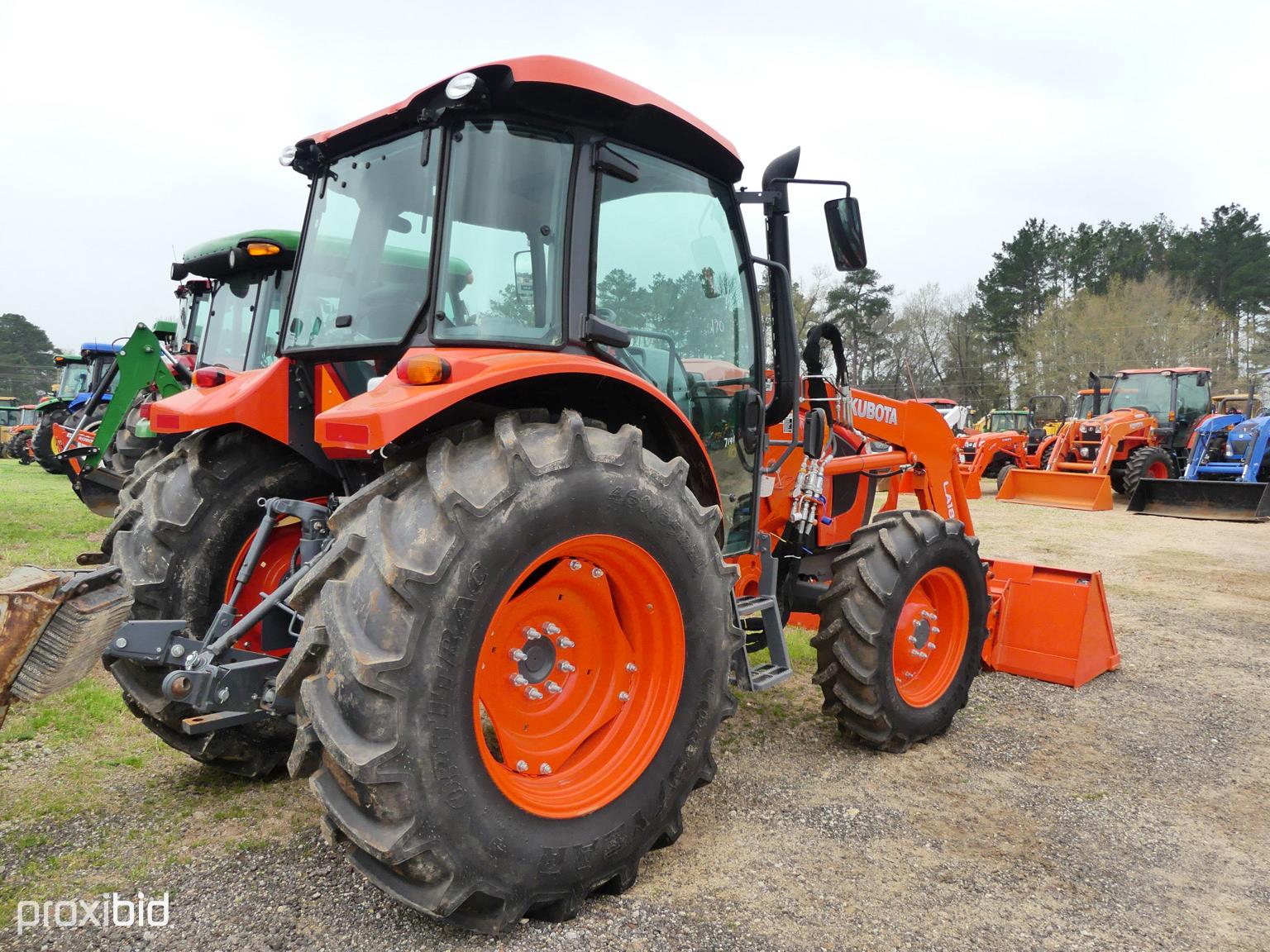 Kubota M5-091 Cab 4x4 w/ldr