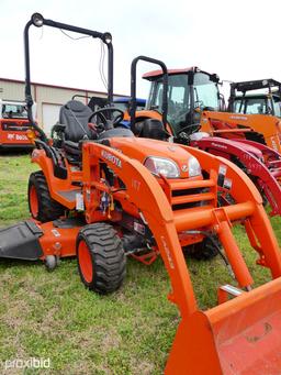 Kubota BX2670 4x4 w/ldr & belly mower