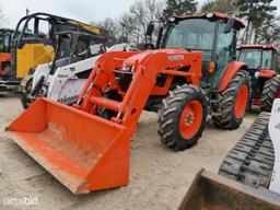 Kubota M5-111 Cab 4x4 w/ldr