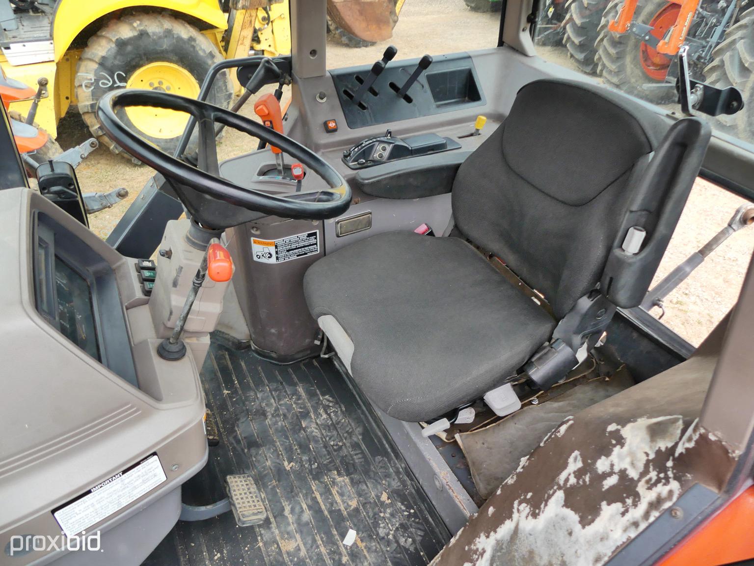 Kubota M110 Cab 4x4 w/ldr
