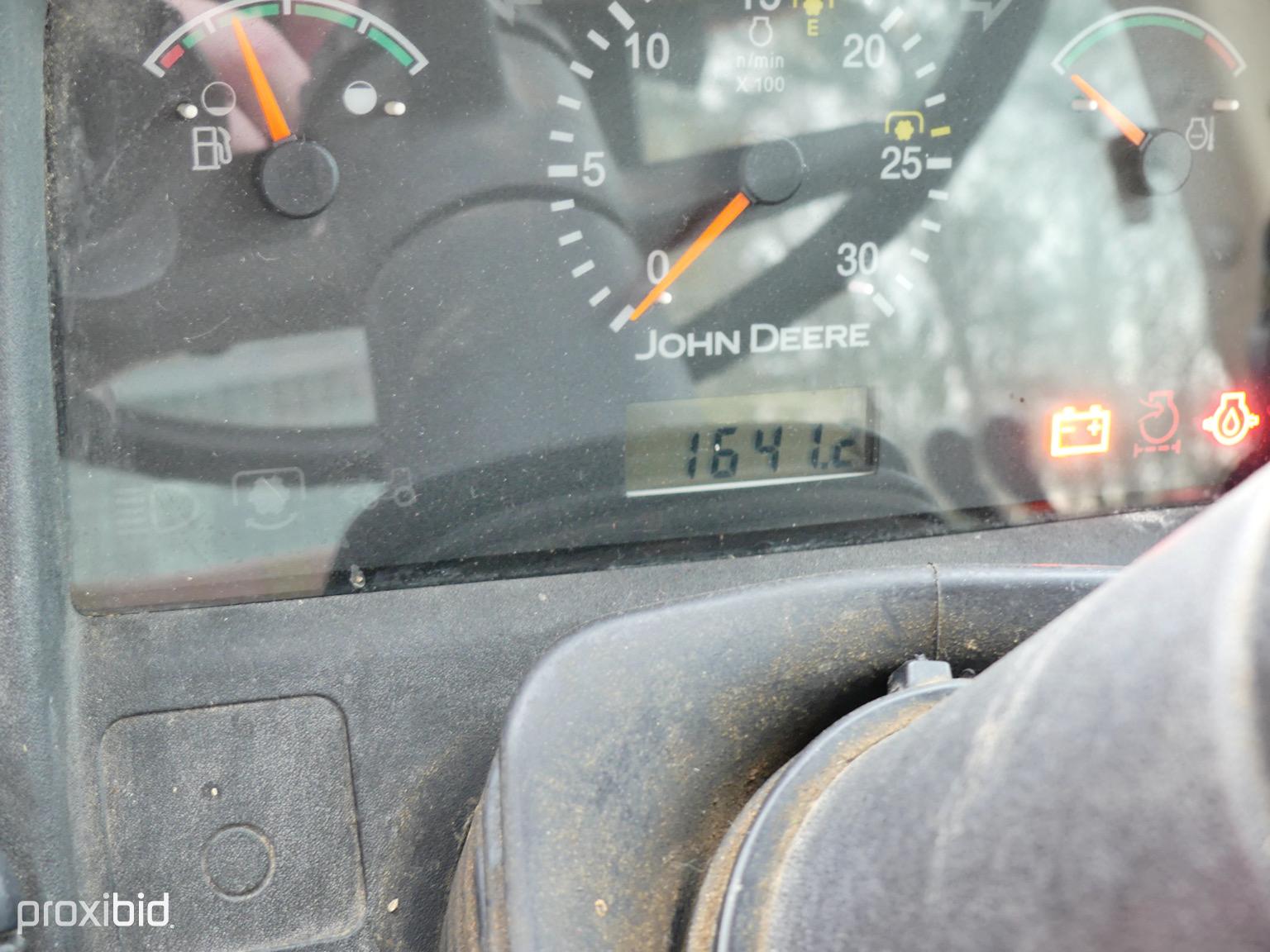 JD 5225 Cab 2WD w/ldr