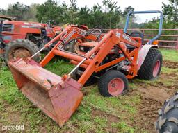 Kubota B9200 w/ldr (SALVAGE)