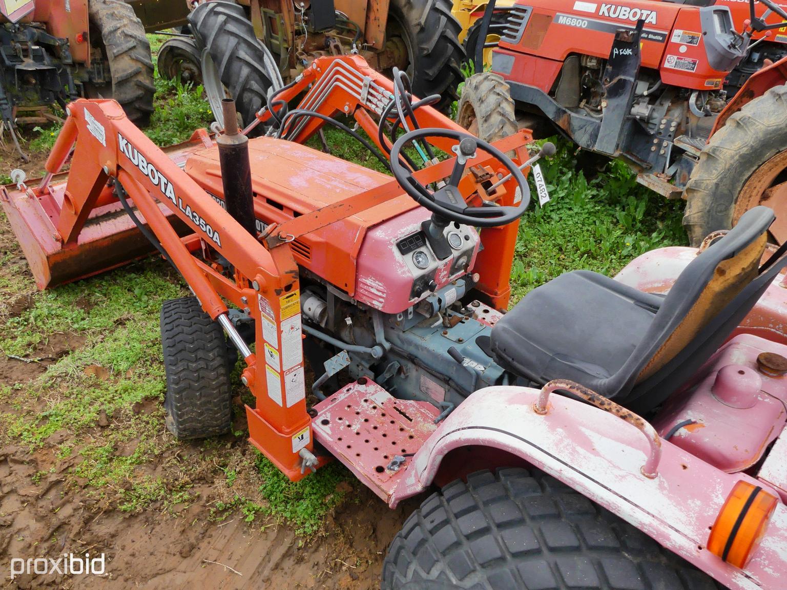 Kubota B9200 w/ldr (SALVAGE)