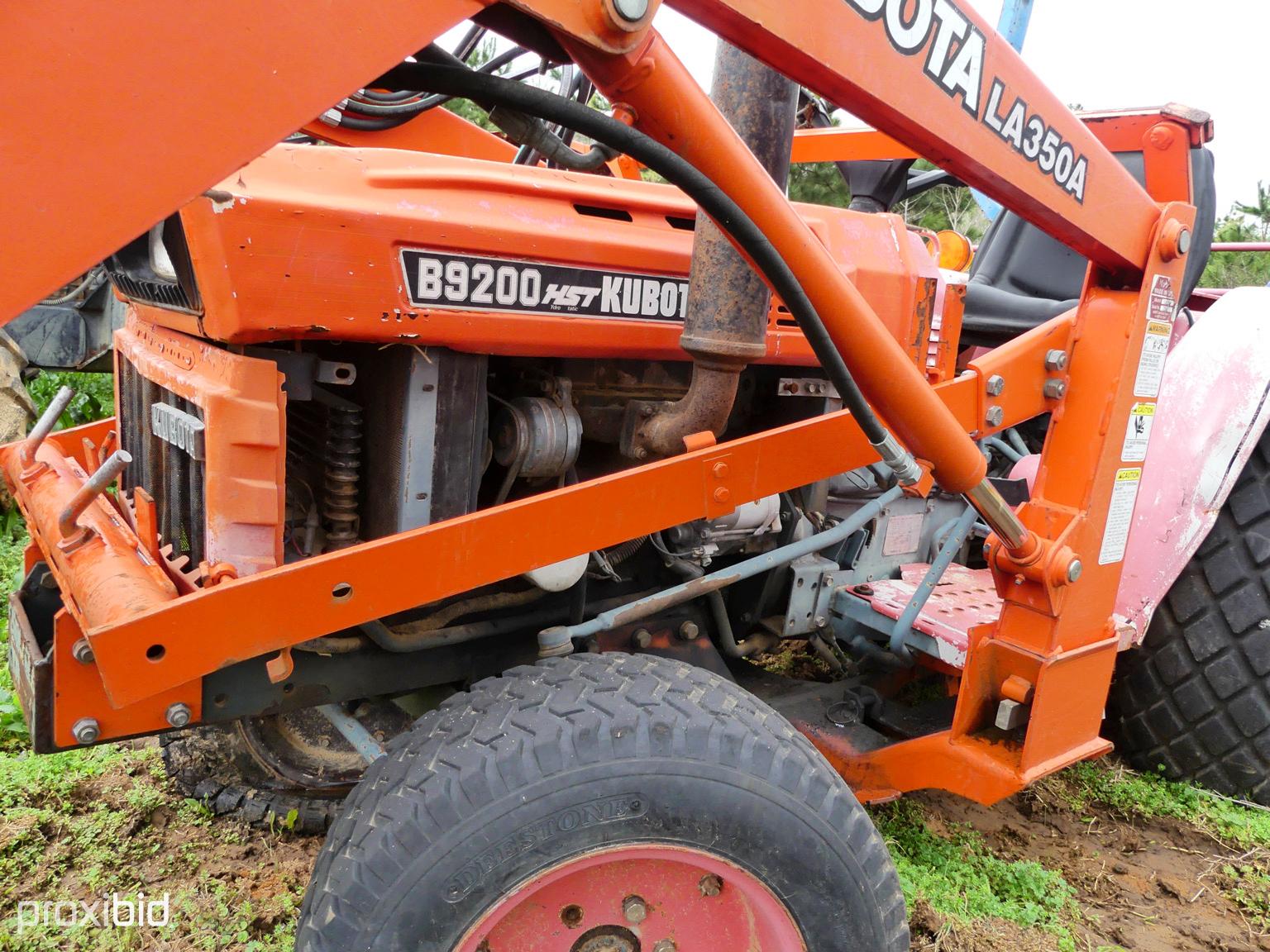 Kubota B9200 w/ldr (SALVAGE)