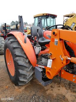 Kubota M7040 2WD w/ldr