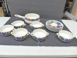 (13) Pieces of Villeroy & Boch "Acapulco" Double