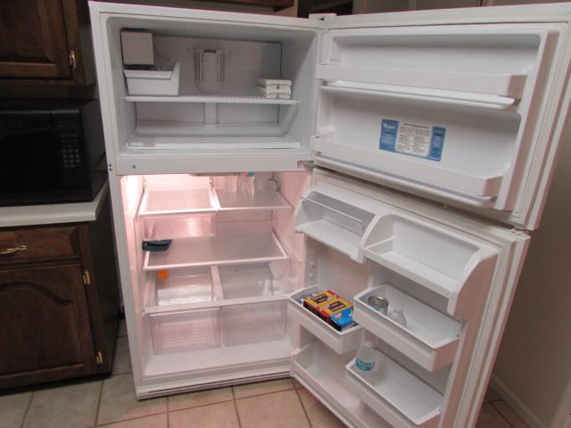 Whirpool Refrigerator/Freezer with Ice Maker