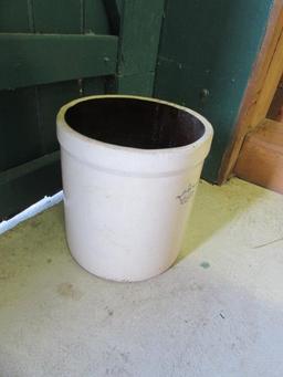 Robinson-Ransbottom 3-Gallon Stoneware Crock