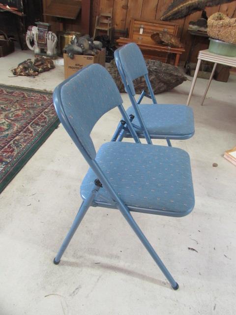 (2) Folding Samsonite Chairs