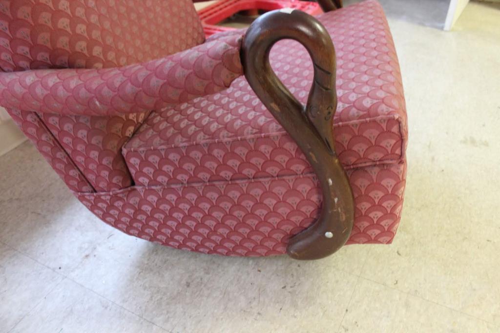 Swivel Rocker w/Swan Head Arms