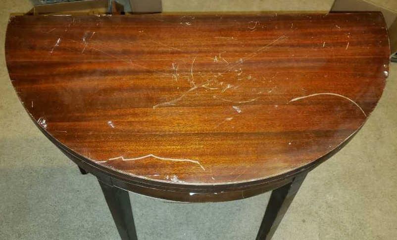 Round Gateleg Game Table - Wells Furnitur