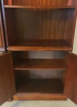 Lighted Wood Shelf Unit w/2 Doors and Adjustable