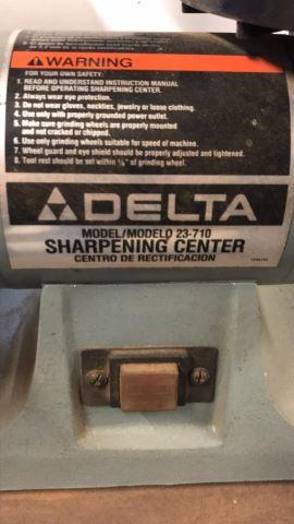 Delta Sharpening Center Model 23-710