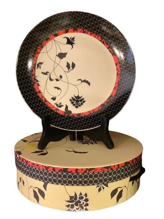 (4) Dessert Plates w/Box by Wooster & Prince