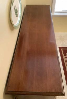 Chippendale Style Server w/2 Drawers & 2 Doors