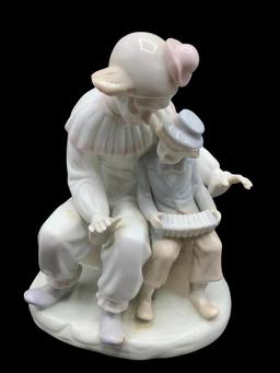 (2) Figurines
