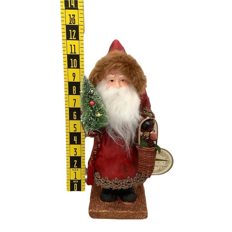 (3) Santas