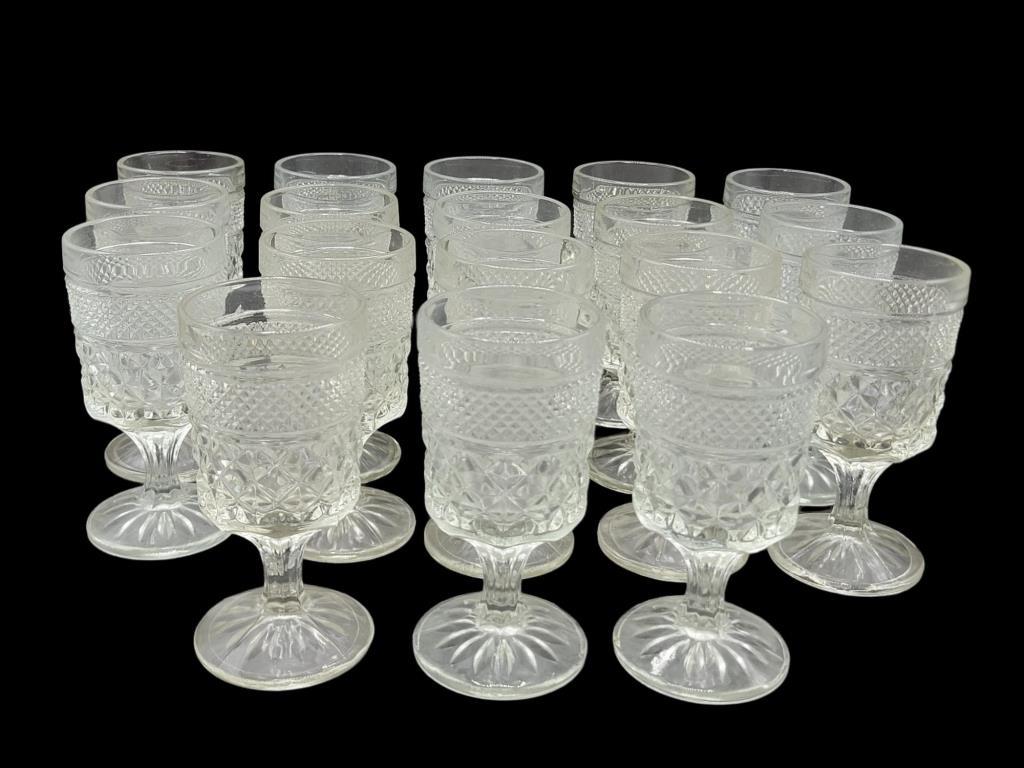 (18) Wexford by Anchor Hocking Claret Wine Glasses