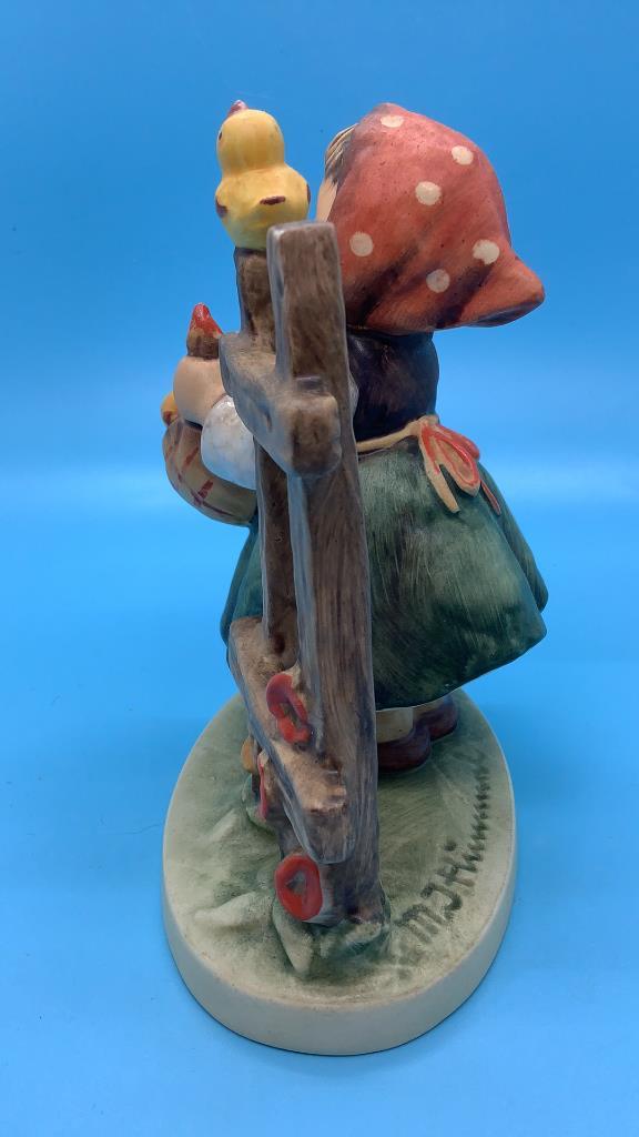 Hummel "Chickien Licken" Figurine, Hum 385, TMK-5
