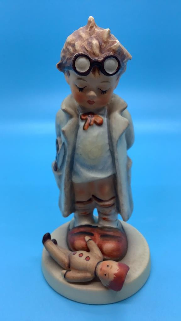 Hummel "Doctor" Figurine, Hum 127, TMK-3
