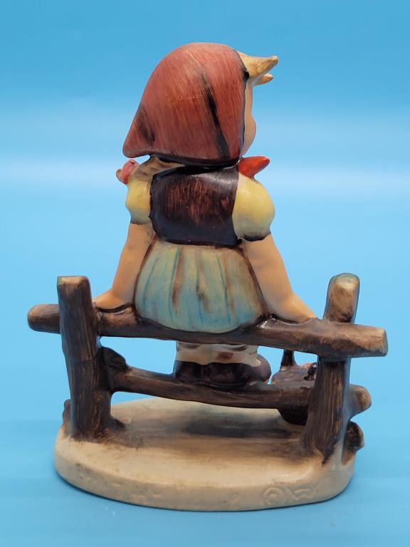 Hummel "Just Resting" Figurine, Hum 112/3/0, TMK-1