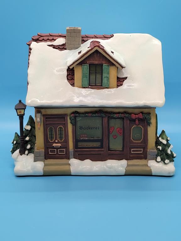 Hummel Lighted House