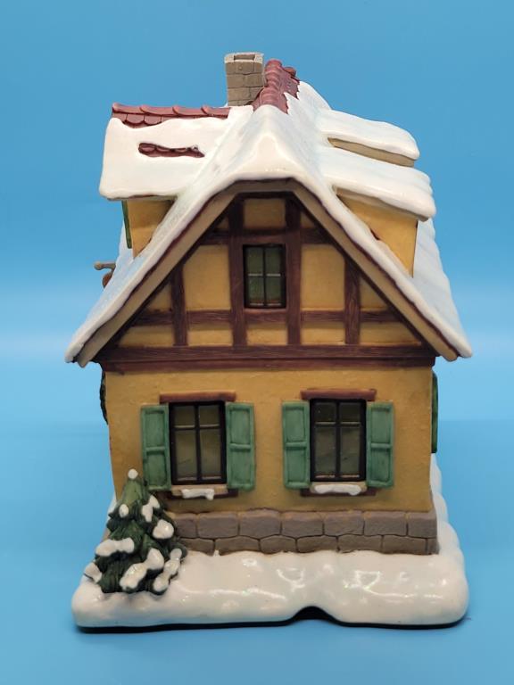 Hummel Lighted House