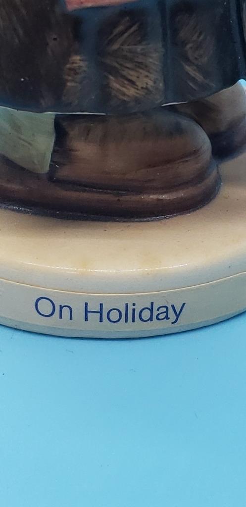 Hummel "On Holiday" Figurine, Hum 350