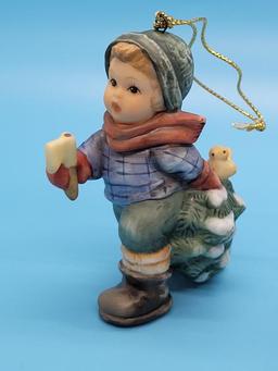 A Berta Hummel Christmas Ornament Set #2