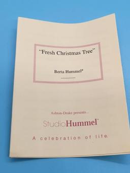 A Berta Hummel Christmas Ornament Set #2