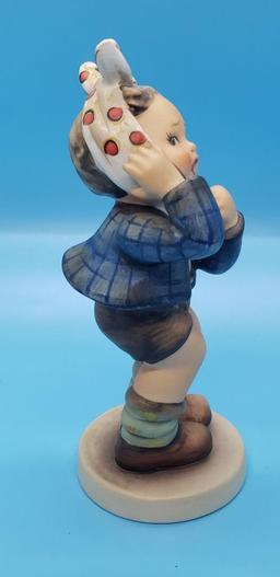 Hummel "Boy With Toothache" Figurine, Hum 217