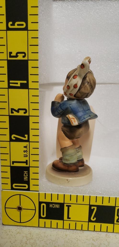 Hummel "Boy With Toothache" Figurine, Hum 217