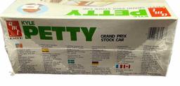 Ertl 1:25 Scale Kyle Petty Grand Prix Stock Car