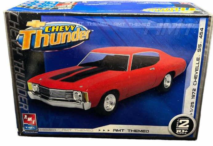 AMT Ertl 1/25 Model Kit Chevy Thunder 1972