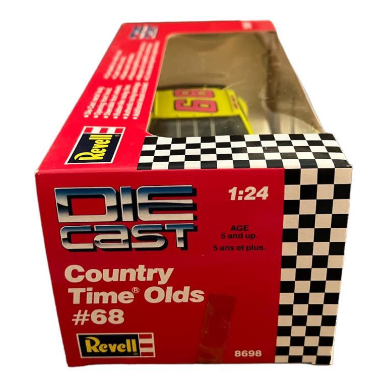 Revell Country Time #68 Bobby Hamilton Olds
