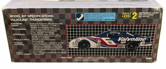 AMT Ertl Valvoline Thunderbird 1/25 Model Kit