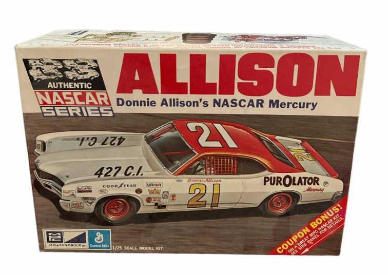 MPC Authentic NASCAR Series 1/25 Scale Model Kit
