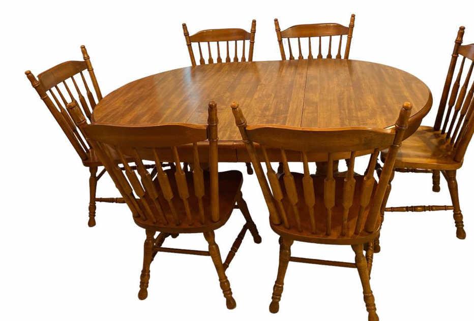 Pedestal Table w/6 Chairs by Cocharne Furniture