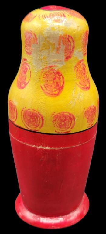 (2) Russian Nesting Dolls