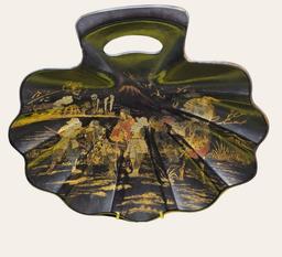 Black Lacquer Shell-Shaped Dish