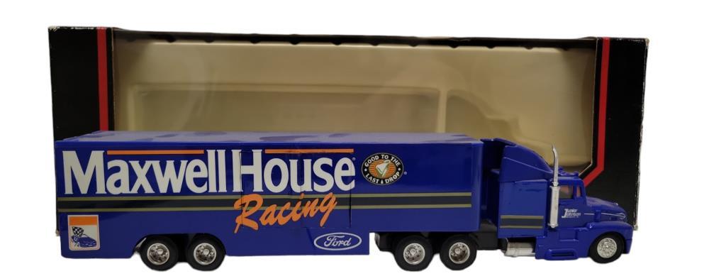 Racing Champions 64 Scale Die Cast Cab