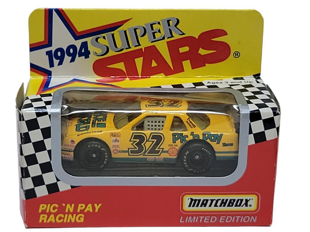Matchbox 64 Scale Die Cast Car- Pic-n-Pay Racing