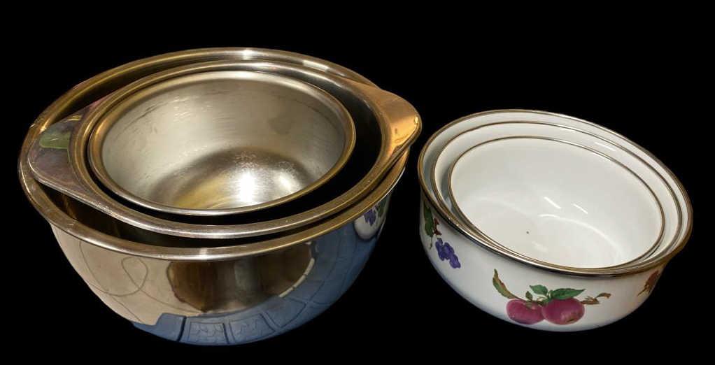 Set of (3) Metal Enameled Mixing Bowls & (3)
