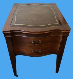 Vintage Mahogany Side Table on Castors, Dovetail