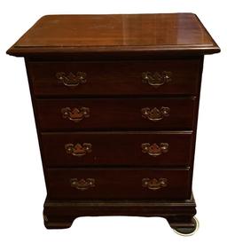 4-Drawer Night Stand - Crescent Furniture Co.